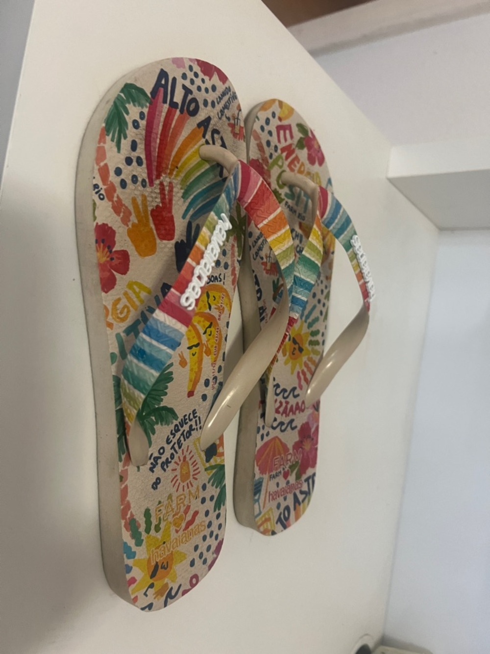 Havaianas Multicolor Tropical Print Sandals with Beige Straps